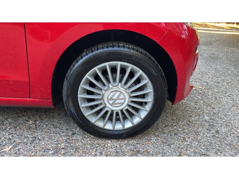 Volkswagen up! 1.0 High up! Hatchback 3dr Petrol Manual Euro 5 (75 ps) - U10004313