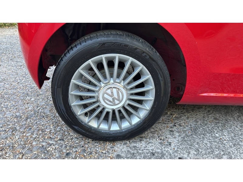 Volkswagen up! 1.0 High up! Hatchback 3dr Petrol Manual Euro 5 (75 ps) - U10004313