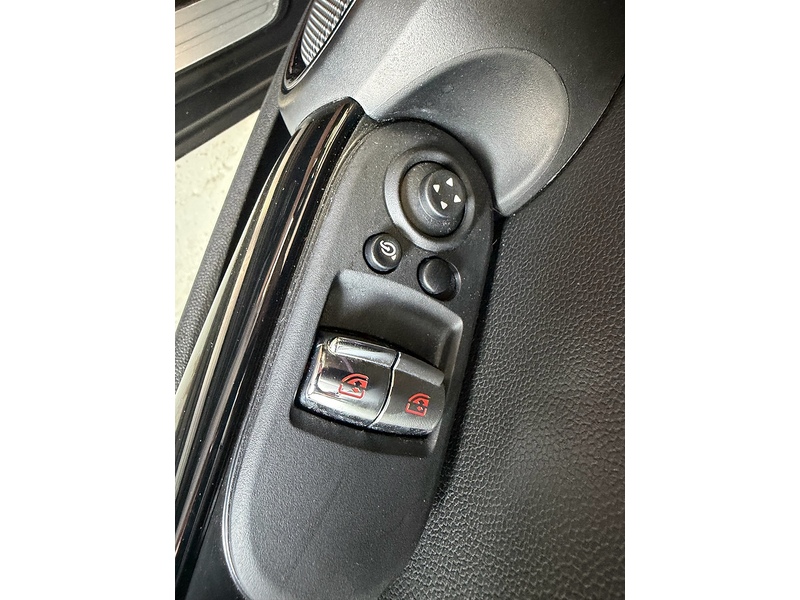 MINI Hatch 1.5 Cooper Exclusive Hatchback 3dr Petrol Steptronic Euro 6 (s/s) (136 ps) - U10004314
