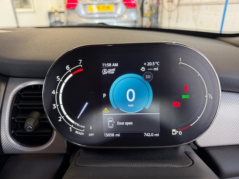 MINI Hatch 1.5 Cooper Exclusive Hatchback 3dr Petrol Steptronic Euro 6 (s/s) (136 ps) - U10004314