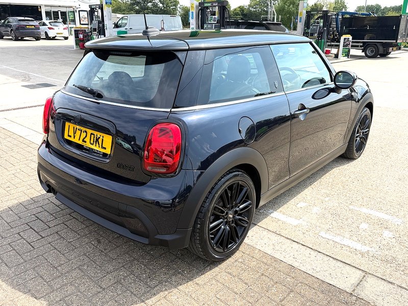 MINI Hatch 1.5 Cooper Exclusive Hatchback 3dr Petrol Steptronic Euro 6 (s/s) (136 ps) - U10004314