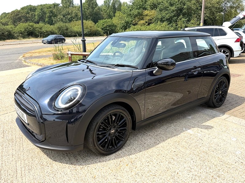 MINI Hatch 1.5 Cooper Exclusive Hatchback 3dr Petrol Steptronic Euro 6 (s/s) (136 ps) - U10004314