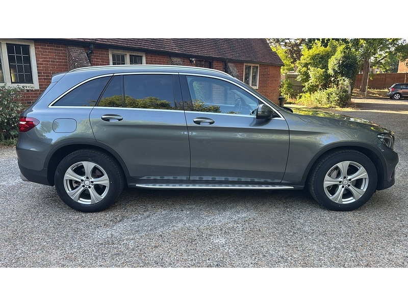 Mercedes-Benz GLC 2.1 GLC220d Sport (Premium) SUV 5dr Diesel G-Tronic 4MATIC Euro 6 (s/s) (170 ps) - U10004315