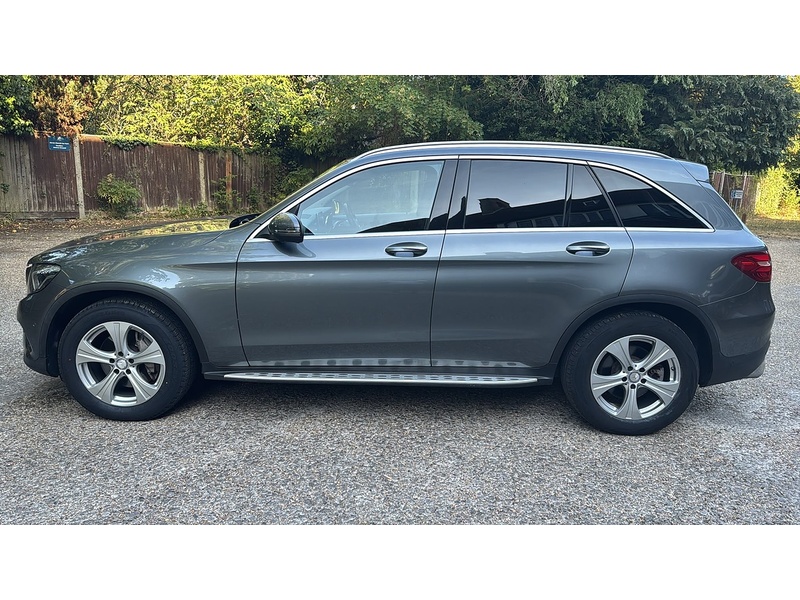 Mercedes-Benz GLC 2.1 GLC220d Sport (Premium) SUV 5dr Diesel G-Tronic 4MATIC Euro 6 (s/s) (170 ps) - U10004315