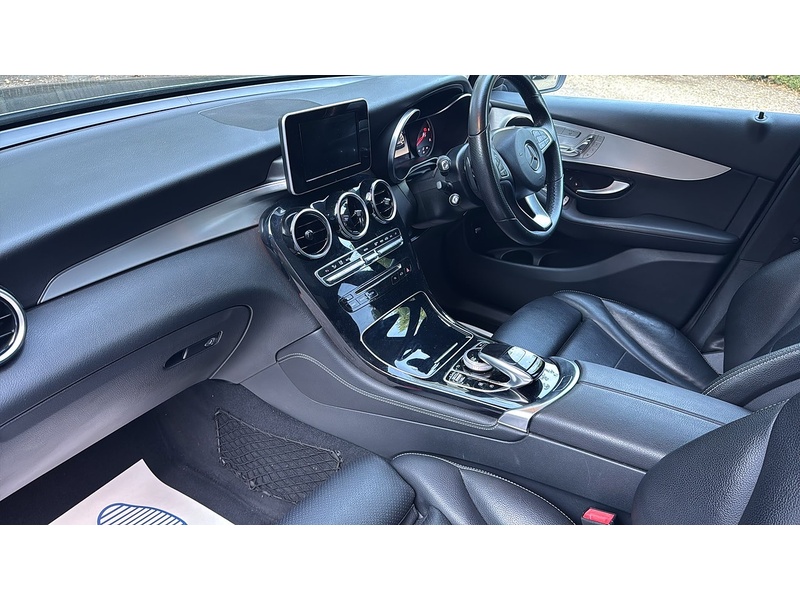 Mercedes-Benz GLC 2.1 GLC220d Sport (Premium) SUV 5dr Diesel G-Tronic 4MATIC Euro 6 (s/s) (170 ps) - U10004315