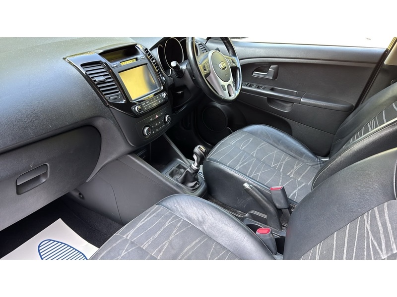 Kia Venga 1.6 3 MPV 5dr Petrol Manual Euro 6 (s/s) (123 bhp) - U10004318