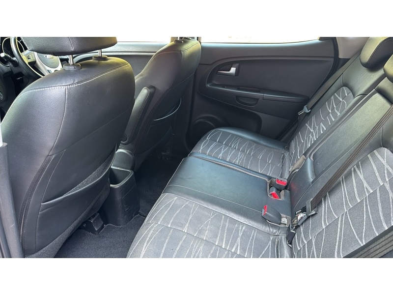 Kia Venga 1.6 3 MPV 5dr Petrol Manual Euro 6 (s/s) (123 bhp) - U10004318