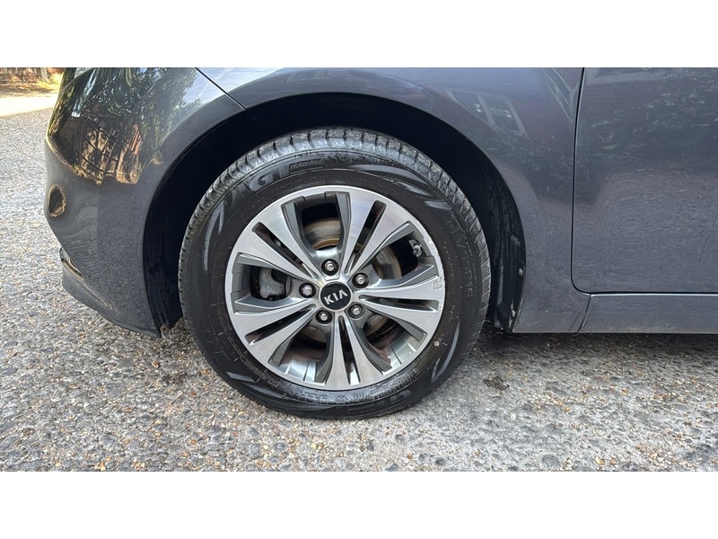 Kia Venga 1.6 3 MPV 5dr Petrol Manual Euro 6 (s/s) (123 bhp) - U10004318