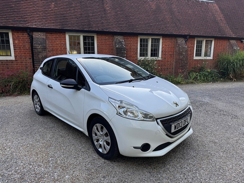 Peugeot 208 1.0 VTi Access Hatchback 3dr Petrol Manual Euro 5 (68 ps) - U10004319