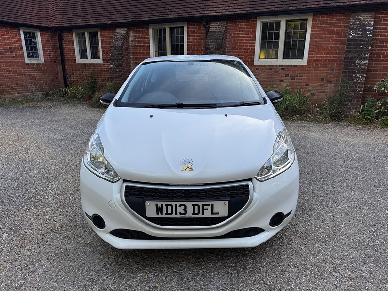 Peugeot 208 1.0 VTi Access Hatchback 3dr Petrol Manual Euro 5 (68 ps) - U10004319