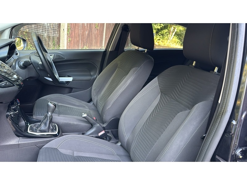 Ford Fiesta 1.25 Zetec Black Edition Hatchback 5dr Petrol Manual Euro 6 (82 ps) - U10004322