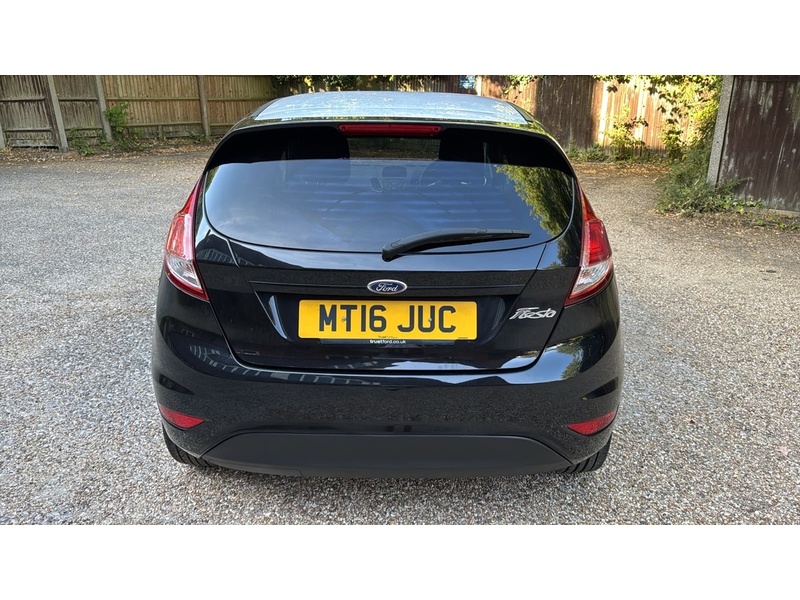 Ford Fiesta 1.25 Zetec Black Edition Hatchback 5dr Petrol Manual Euro 6 (82 ps) - U10004322
