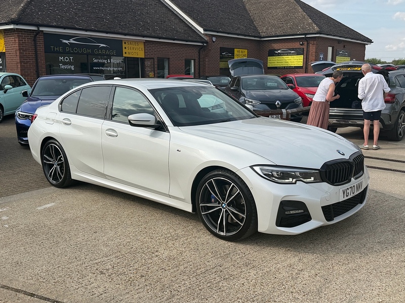BMW 3 Series 2.0 320i M Sport Saloon 4dr Petrol Auto Euro 6 (s/s) (184 ps) - U10004325