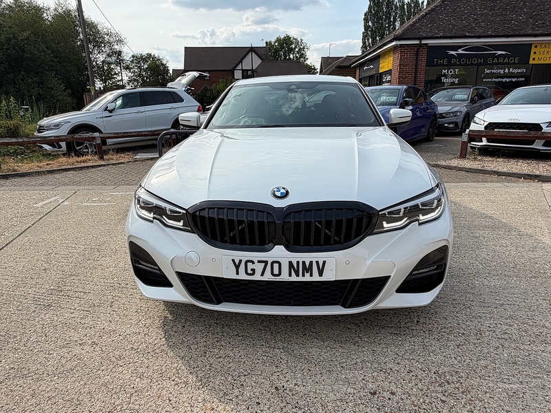 BMW 3 Series 2.0 320i M Sport Saloon 4dr Petrol Auto Euro 6 (s/s) (184 ps) - U10004325