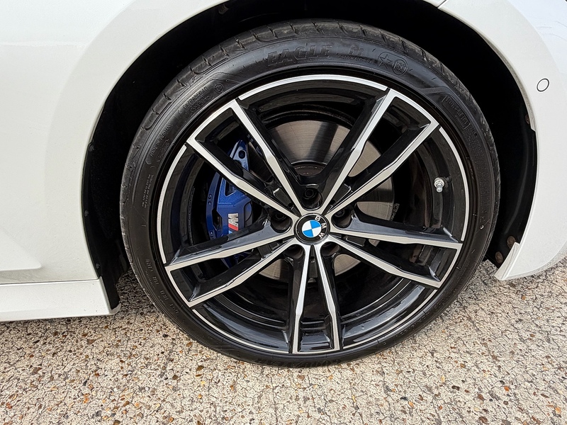 BMW 3 Series 2.0 320i M Sport Saloon 4dr Petrol Auto Euro 6 (s/s) (184 ps) - U10004325