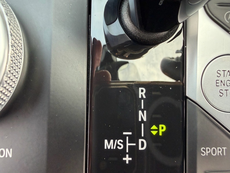 BMW 3 Series 2.0 320i M Sport Saloon 4dr Petrol Auto Euro 6 (s/s) (184 ps) - U10004325