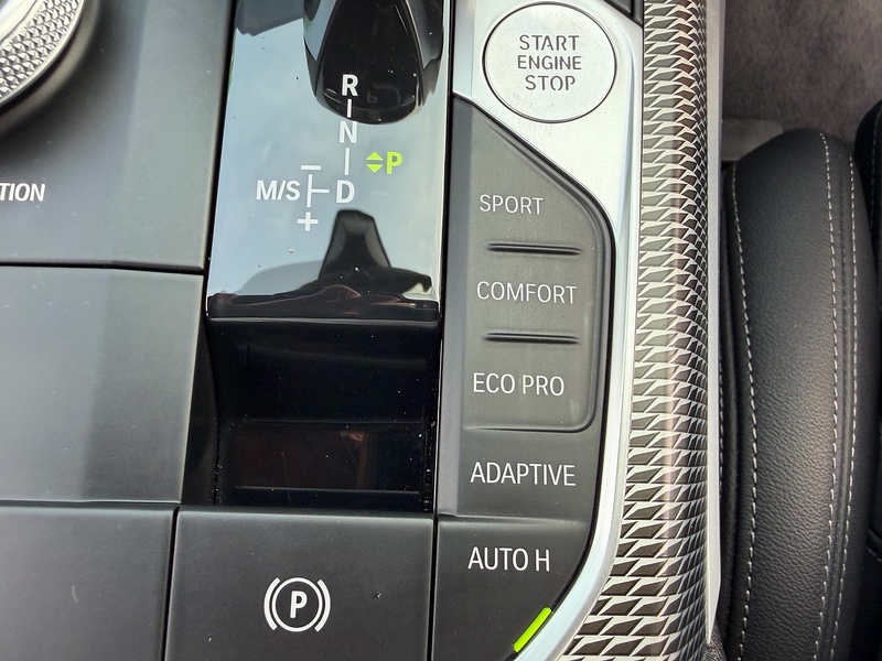 BMW 3 Series 2.0 320i M Sport Saloon 4dr Petrol Auto Euro 6 (s/s) (184 ps) - U10004325