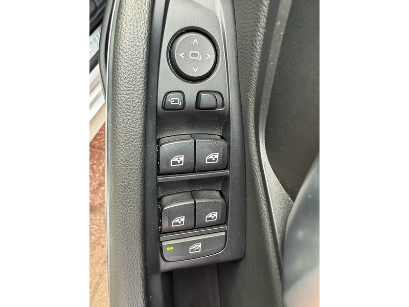 BMW 3 Series 2.0 320i M Sport Saloon 4dr Petrol Auto Euro 6 (s/s) (184 ps) - U10004325