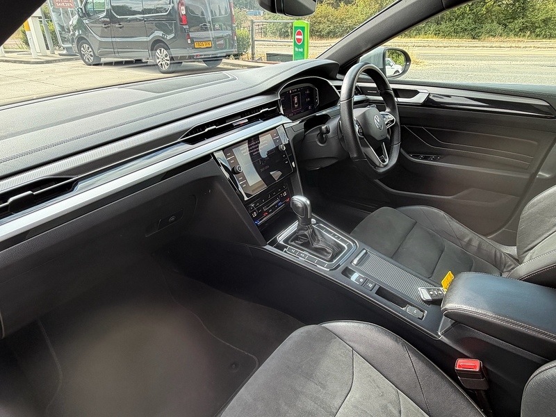 Volkswagen Arteon 2.0 TDI R-Line Fastback 5dr Diesel DSG Euro 6 (s/s) (150 ps) - U10004330