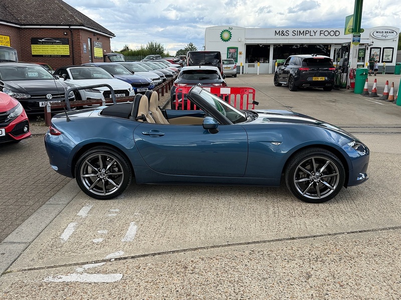 Mazda MX-5 2.0 SKYACTIV-G Sport Nav Convertible 2dr Petrol Manual Euro 6 (160 ps) - U10004336