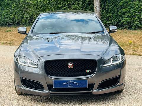 Jaguar XJR 5.0 V8 Saloon 4dr Petrol Auto Euro 6 (s/s) (550 ps) - U10004344