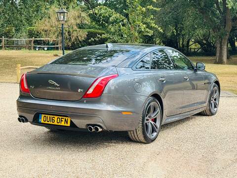 Jaguar XJR 5.0 V8 Saloon 4dr Petrol Auto Euro 6 (s/s) (550 ps) - U10004344