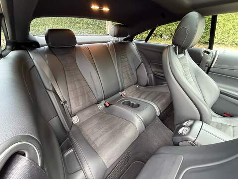 Mercedes-Benz E Class 3.0 E450 V6 AMG Line (Premium Plus) Coupe 2dr Petrol G-Tronic+ 4MATIC Euro 6 (s/s) (367 ps) - U10004345