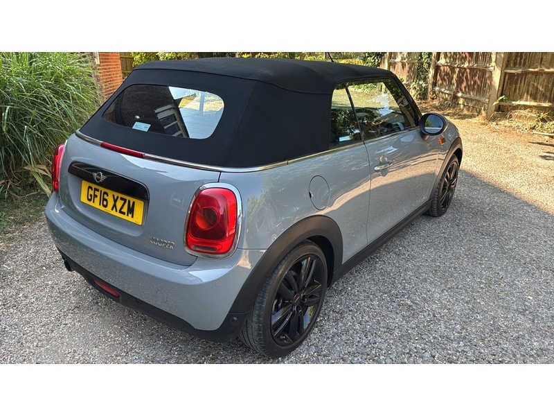 MINI Convertible 1.5 Cooper Convertible 2dr Petrol Manual Euro 6 (s/s) (136 ps) - U10004348