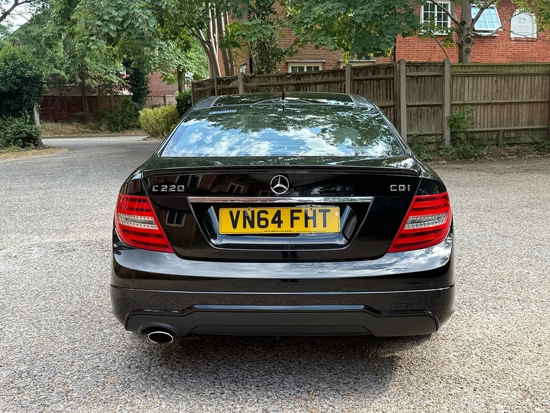 Mercedes-Benz C Class 2.1 C220 CDI AMG Sport Edition Coupe 2dr Diesel G-Tronic+ Euro 5 (s/s) (170 ps) - U10004350