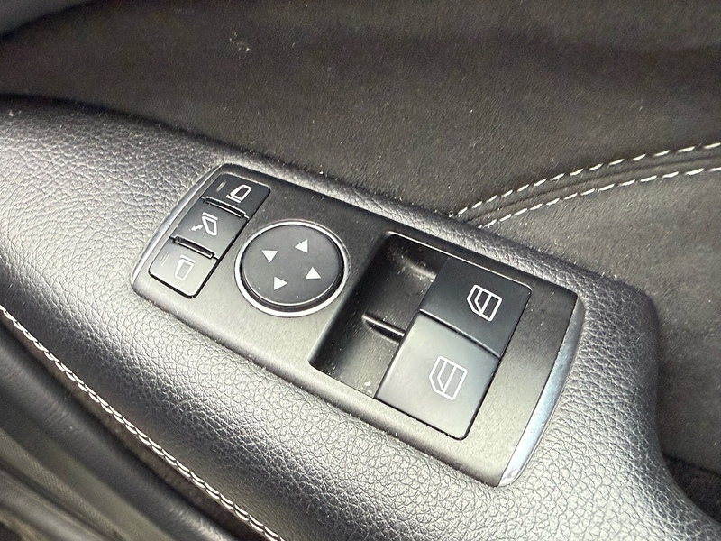 Mercedes-Benz C Class 2.1 C220 CDI AMG Sport Edition Coupe 2dr Diesel G-Tronic+ Euro 5 (s/s) (170 ps) - U10004350