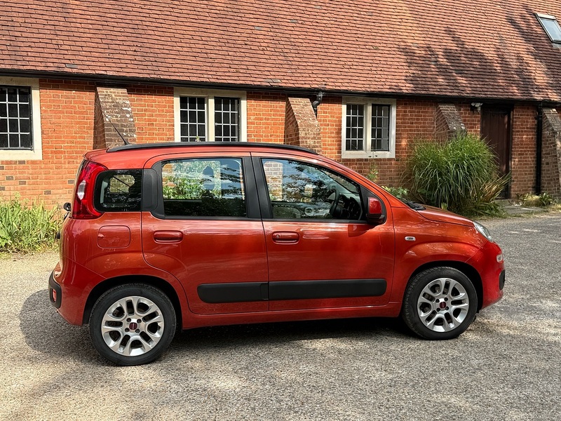 Fiat Panda 1.2 Lounge Hatchback 5dr Petrol Manual Euro 6 (69 bhp) - U10004351