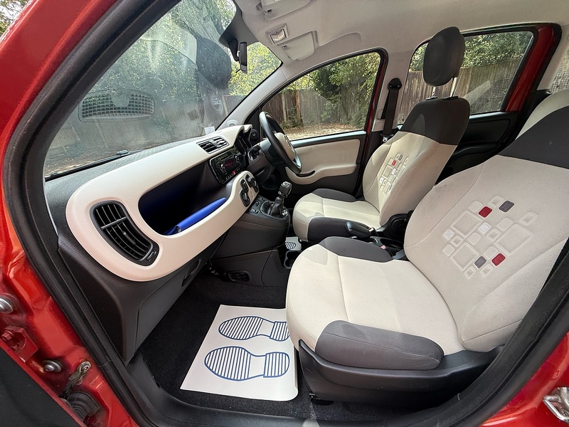 Fiat Panda 1.2 Lounge Hatchback 5dr Petrol Manual Euro 6 (69 bhp) - U10004351