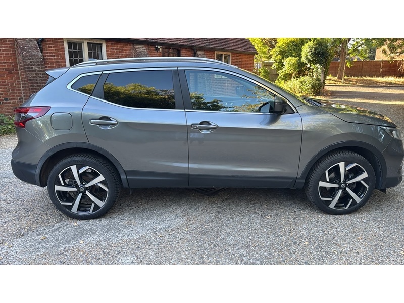 Nissan Qashqai 1.5 dCi Tekna SUV 5dr Diesel Manual Euro 6 (s/s) (110 ps) - U10004353