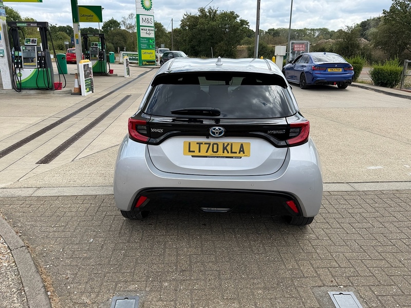 Toyota Yaris 1.5 VVT-h Excel Hatchback 5dr Petrol Hybrid E-CVT Euro 6 (s/s) (116 ps) - U10004354
