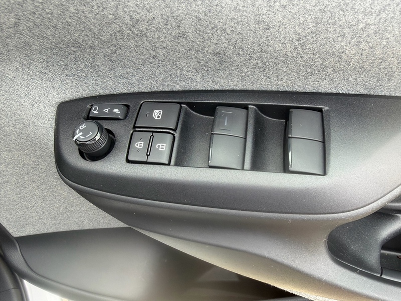 Toyota Yaris 1.5 VVT-h Excel Hatchback 5dr Petrol Hybrid E-CVT Euro 6 (s/s) (116 ps) - U10004354