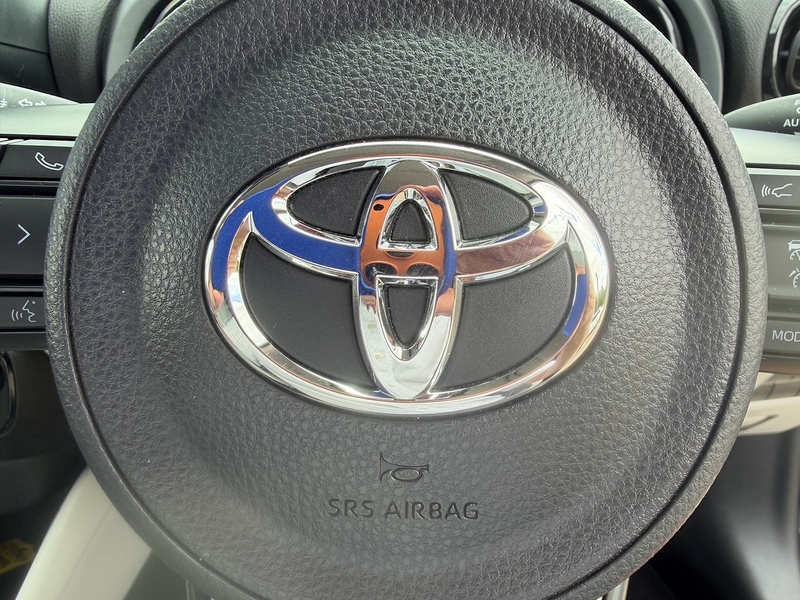 Toyota Yaris 1.5 VVT-h Excel Hatchback 5dr Petrol Hybrid E-CVT Euro 6 (s/s) (116 ps) - U10004354
