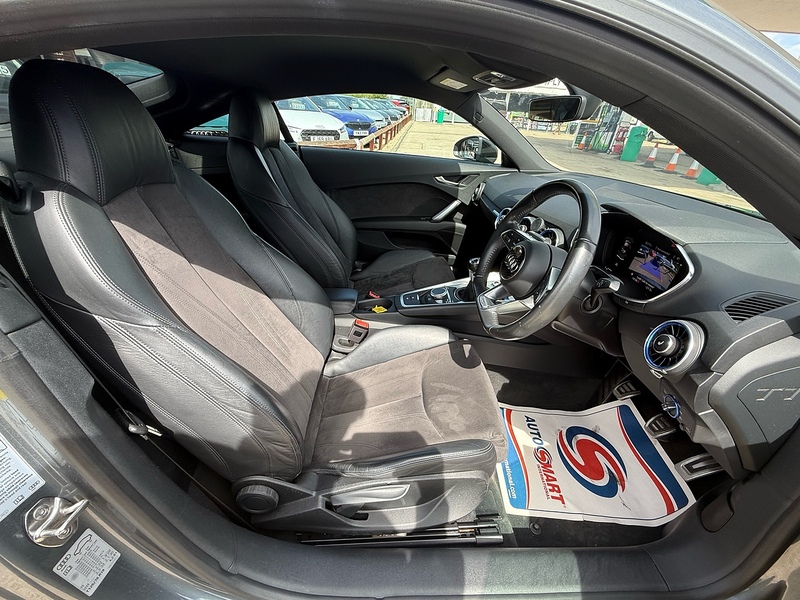Audi TT 1.8 TFSI Sport Coupe 3dr Petrol Manual Euro 6 (s/s) (180 ps) - U10004355