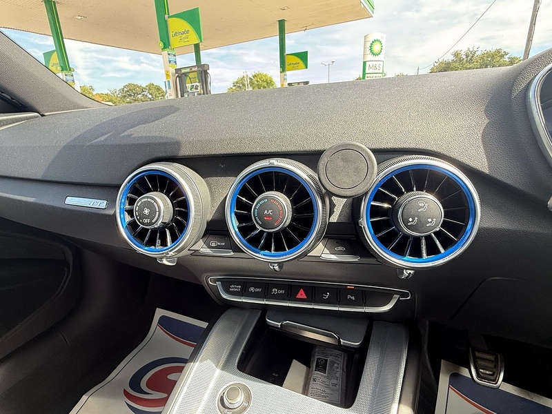 Audi TT 1.8 TFSI Sport Coupe 3dr Petrol Manual Euro 6 (s/s) (180 ps) - U10004355