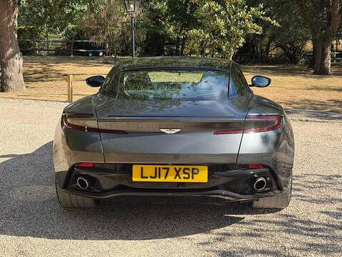 Aston Martin DB11 5.2 V12 Coupe 2dr Petrol Auto Euro 6 (s/s) (608 ps) - U10004358