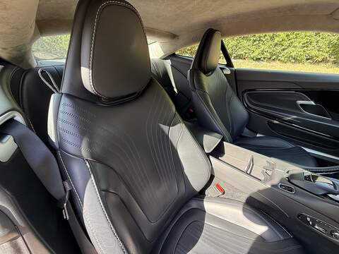 Aston Martin DB11 5.2 V12 Coupe 2dr Petrol Auto Euro 6 (s/s) (608 ps) - U10004358