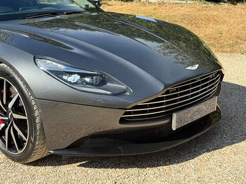 Aston Martin DB11 5.2 V12 Coupe 2dr Petrol Auto Euro 6 (s/s) (608 ps) - U10004358