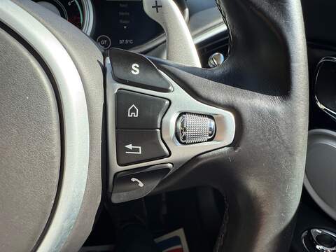 Aston Martin DB11 5.2 V12 Coupe 2dr Petrol Auto Euro 6 (s/s) (608 ps) - U10004358