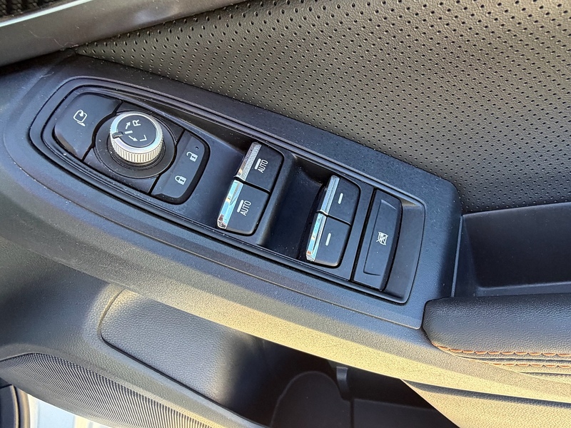 Subaru XV 2.0i SE Premium SUV 5dr Petrol Lineartronic 4WD Euro 6 (s/s) (156 ps) - U10004361