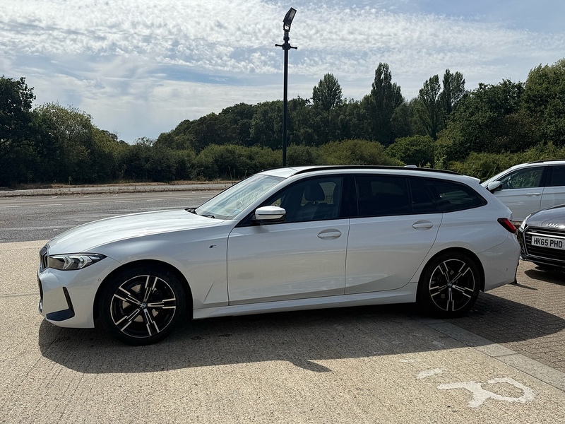 BMW 3 Series 2.0 320i M Sport Touring 5dr Petrol Auto Euro 6 (s/s) (184 ps) - U10004363