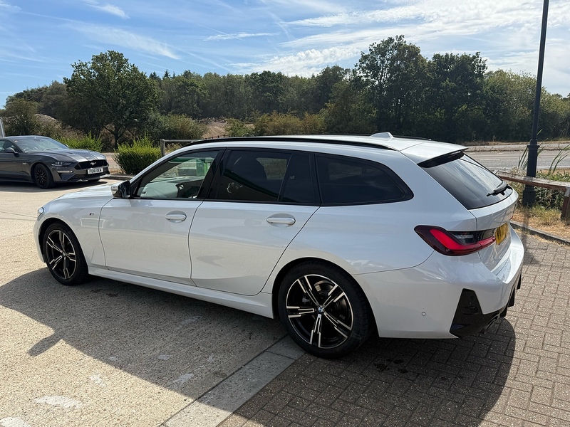 BMW 3 Series 2.0 320i M Sport Touring 5dr Petrol Auto Euro 6 (s/s) (184 ps) - U10004363