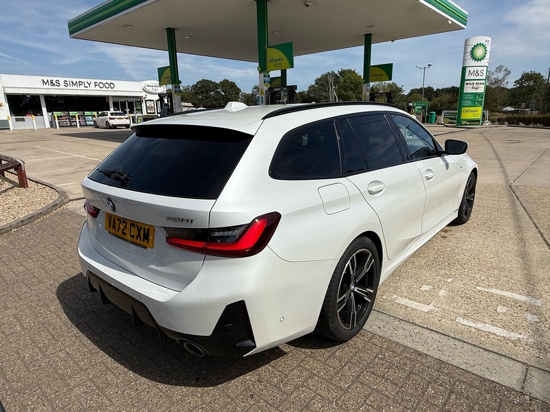 BMW 3 Series 2.0 320i M Sport Touring 5dr Petrol Auto Euro 6 (s/s) (184 ps) - U10004363
