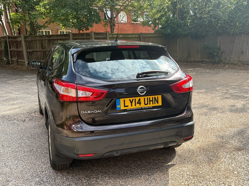 Nissan Qashqai 1.2 DIG-T Visia 2WD Euro 5 (s/s) 5dr - U10004365