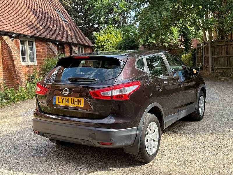 Nissan Qashqai 1.2 DIG-T Visia 2WD Euro 5 (s/s) 5dr - U10004365