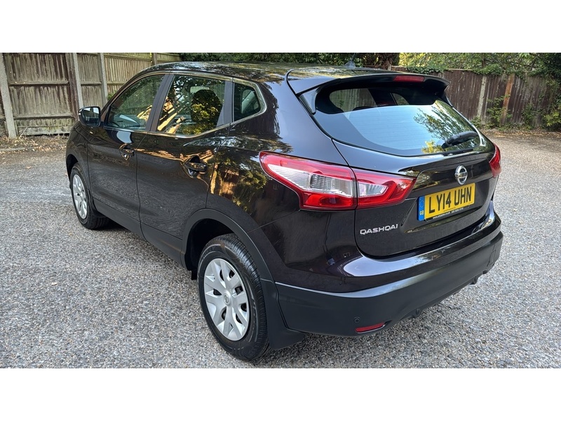 Nissan Qashqai 1.2 DIG-T Visia 2WD Euro 5 (s/s) 5dr - U10004365