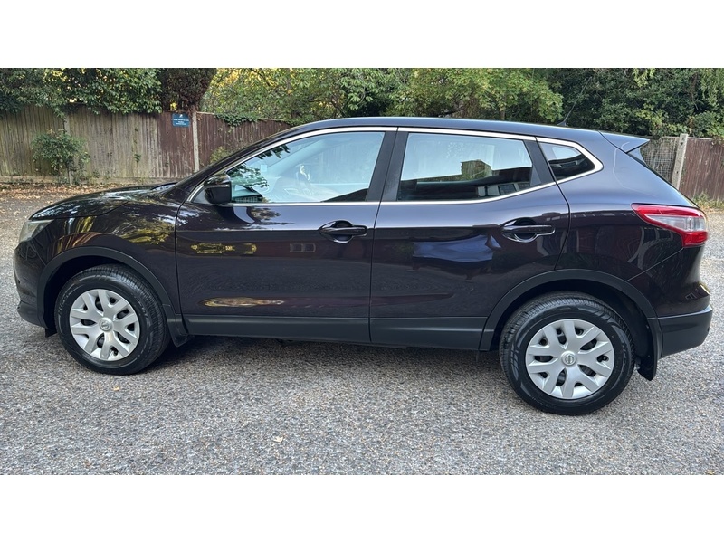 Nissan Qashqai 1.2 DIG-T Visia 2WD Euro 5 (s/s) 5dr - U10004365